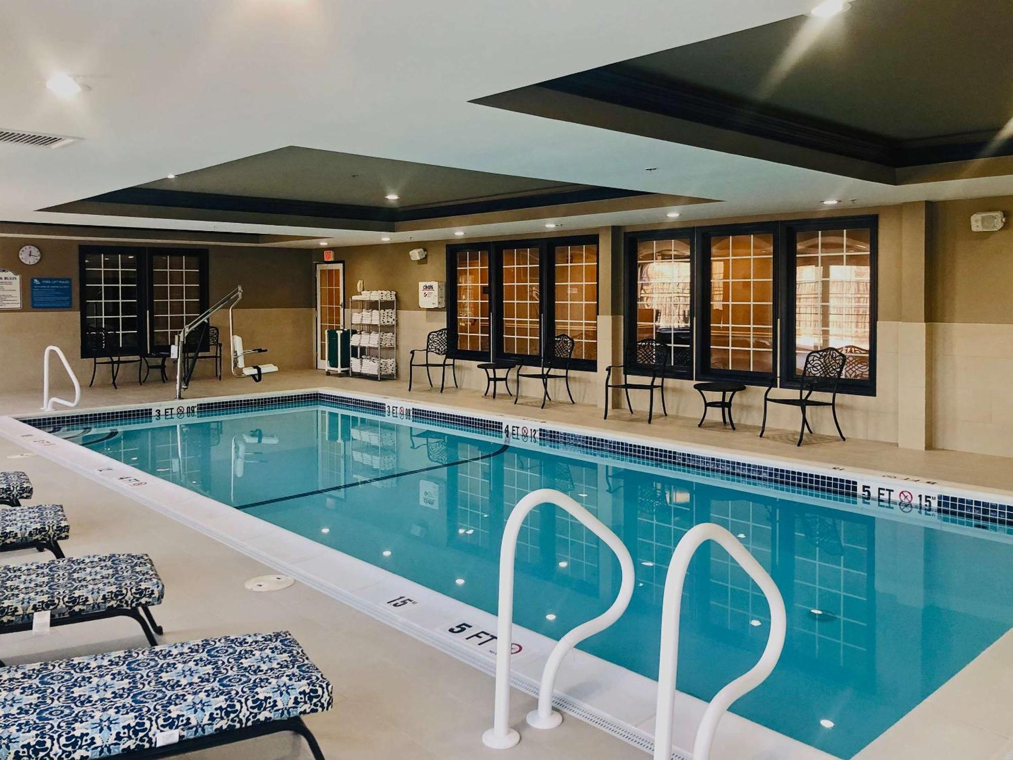 Comfort Inn & Suites Sturbridge-Brimfield 외부 사진