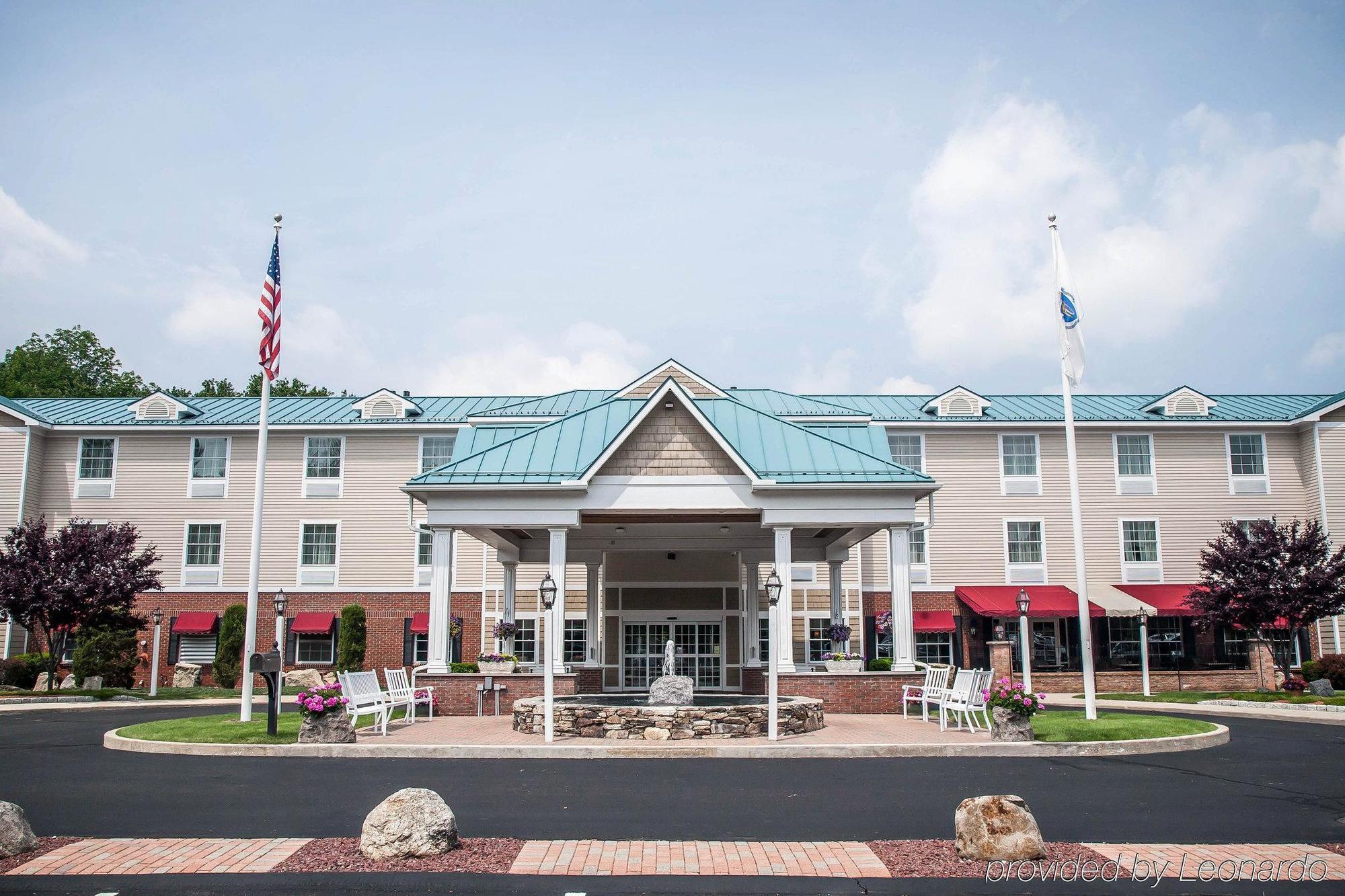 Comfort Inn & Suites Sturbridge-Brimfield 외부 사진