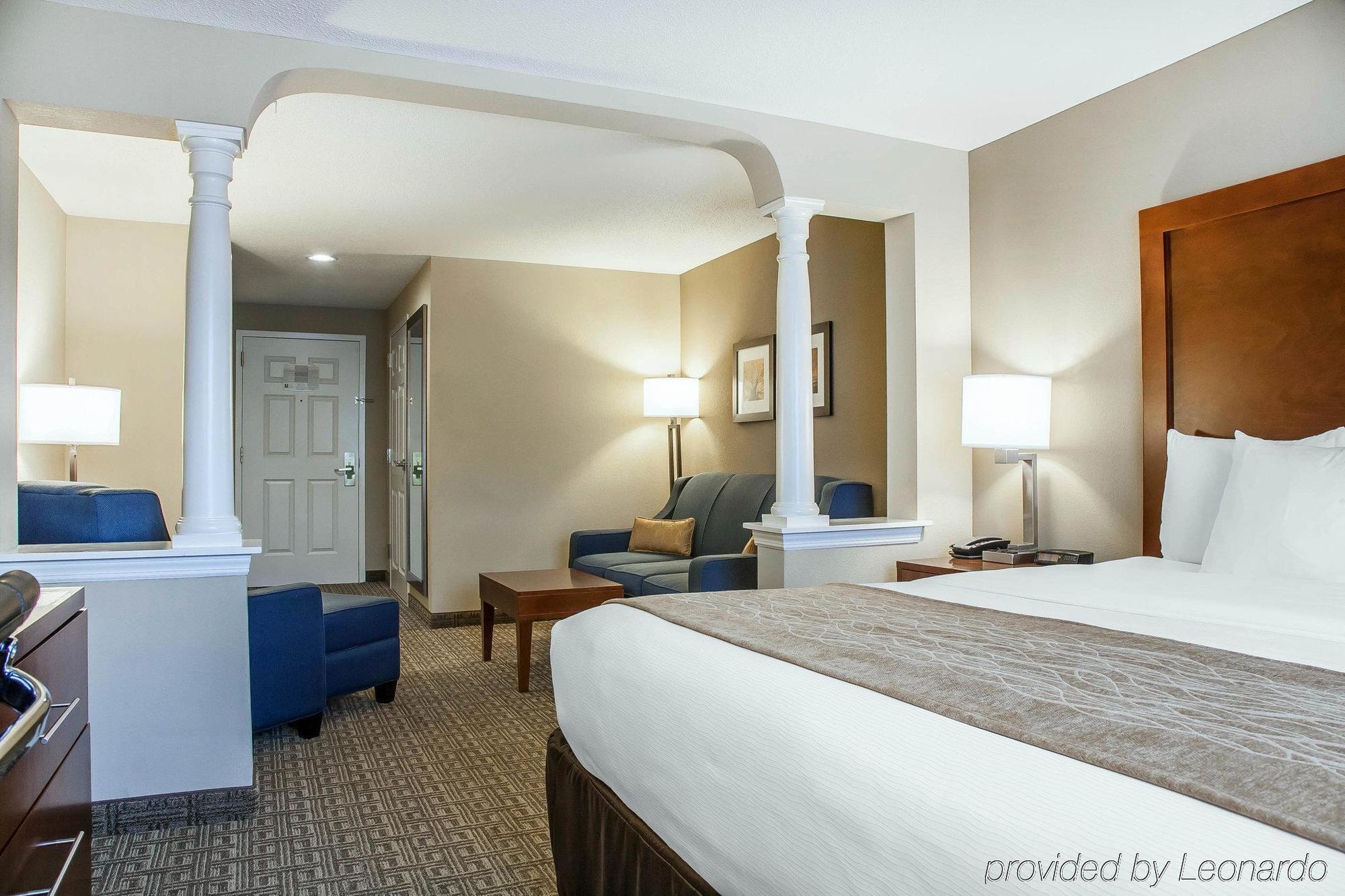 Comfort Inn & Suites Sturbridge-Brimfield 외부 사진