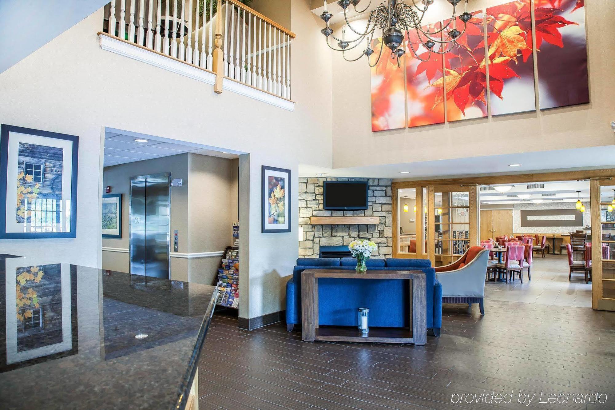 Comfort Inn & Suites Sturbridge-Brimfield 외부 사진