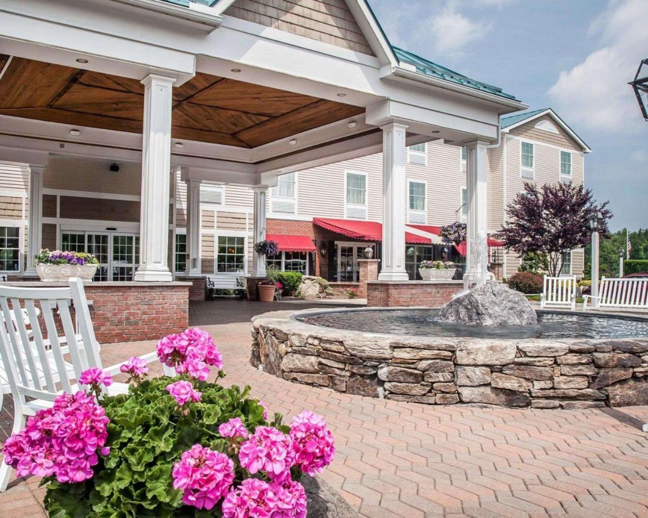 Comfort Inn & Suites Sturbridge-Brimfield 외부 사진